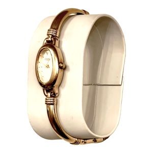 Caravelle By Bulova Gold Tone Bar Style Bracelet Band Watch